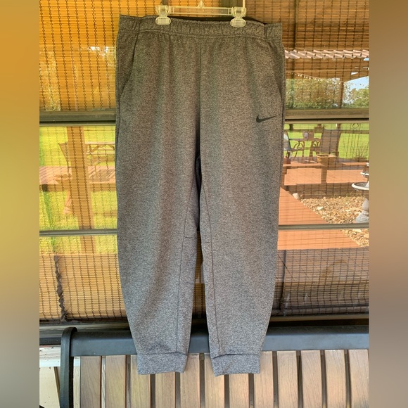 Nike Thermal Men’s Dr-FITT Tapered Training Pants Grey Heather Size XXL - Picture 1 of 9
